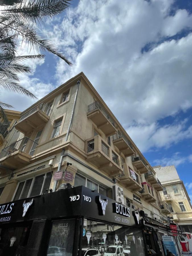 Godson Guest House Down Town Haifa Buitenkant foto